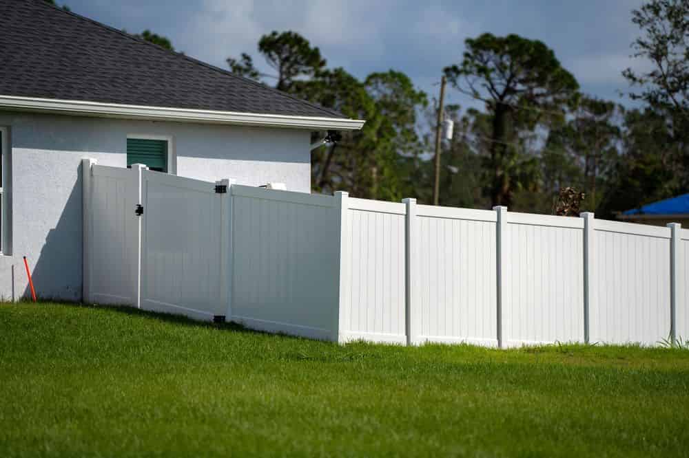 Vinyl Fences image