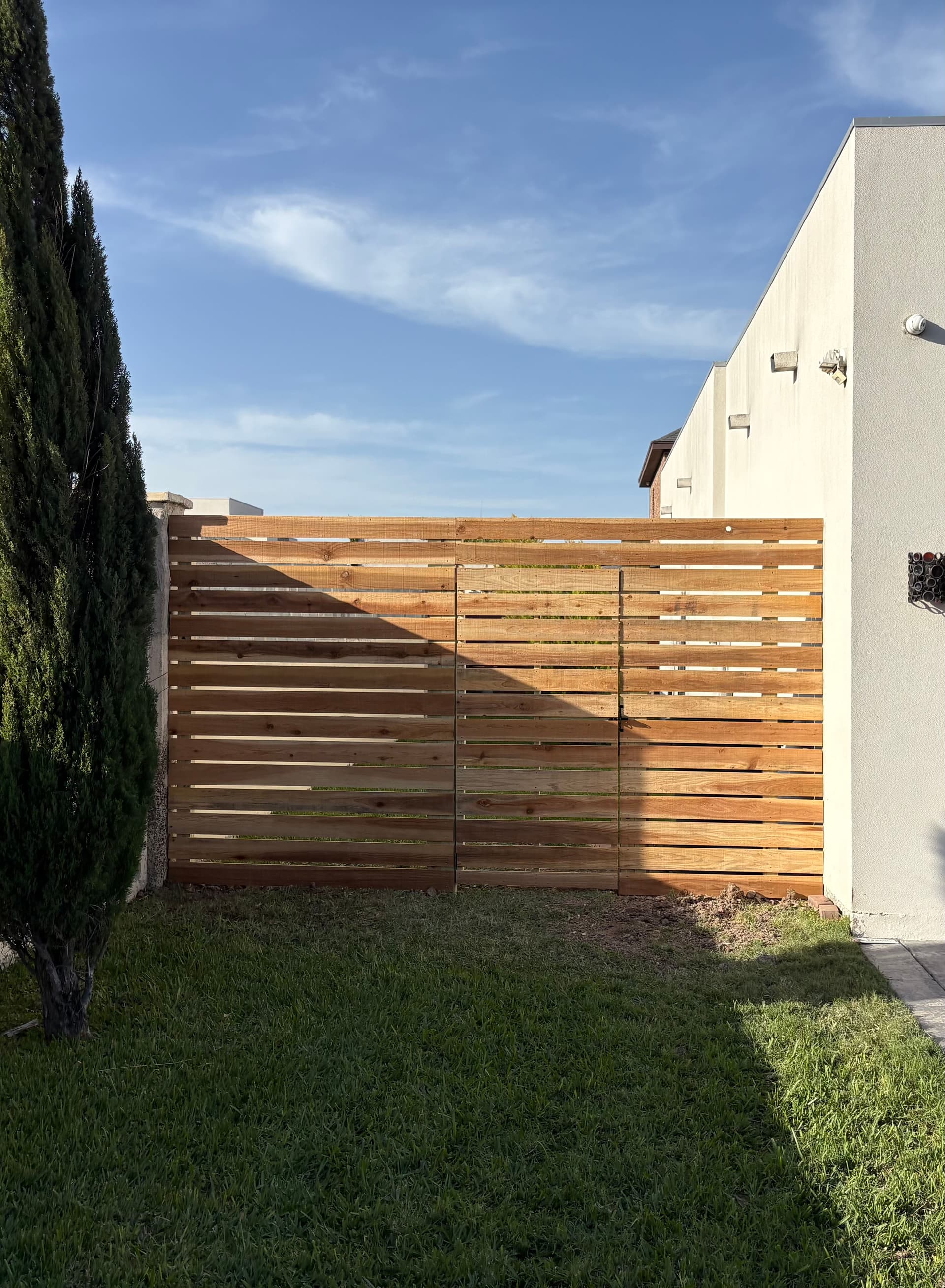 Gallery photos for Wood Privacy Fences: Image #22