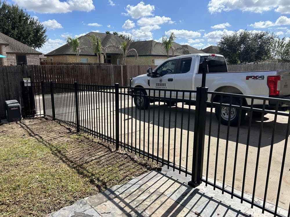 Gallery photos for Aluminum Fences: Image #1